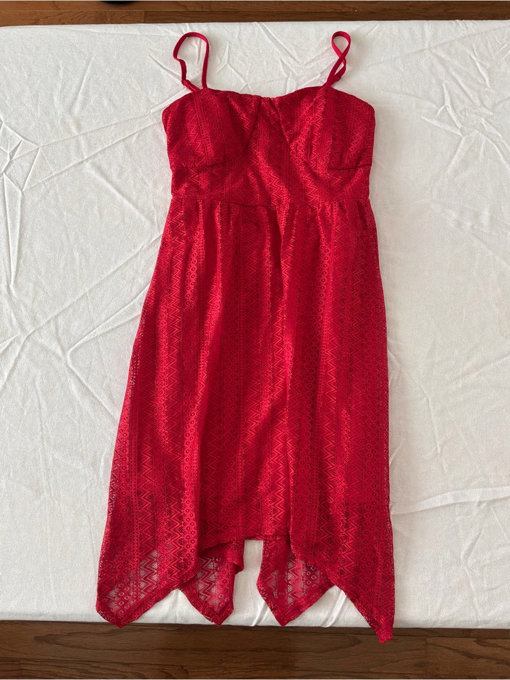 ******* No Boundaries Red Lace Dress with Sweetheart Neckline b5 *******